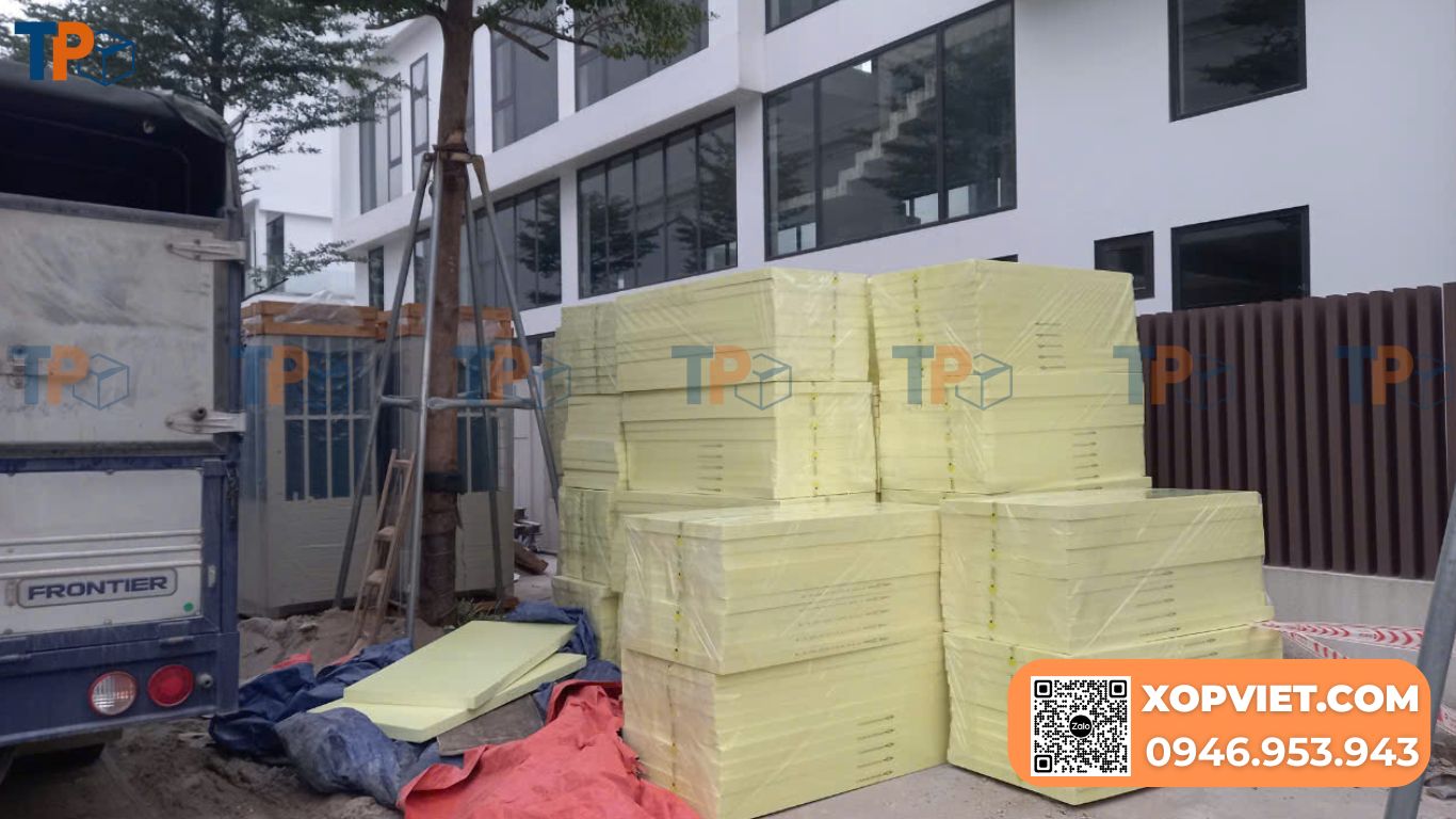 Cung cấp tấm xốp chống nóng các loại, chính hãng, giá nhà máy. Tiến Phong (xopviet.com) cung cấp tấm xốp EPS, XPS, PE Foam,... chống nóng