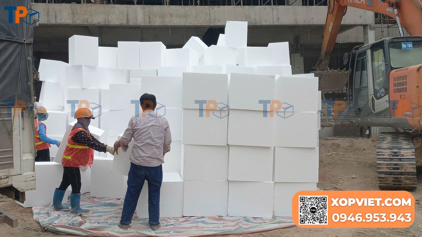 Thi công tấm xốp lót sàn đổ bê tông