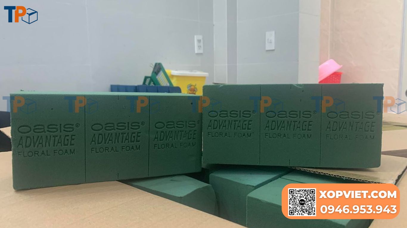 Tiến Phong cung cấp xốp cắm hoa chất lượng cao cho thợ cắm hoa, giáo viên dạy cắm hoa, chủ shop hoa, người làm wedding/event