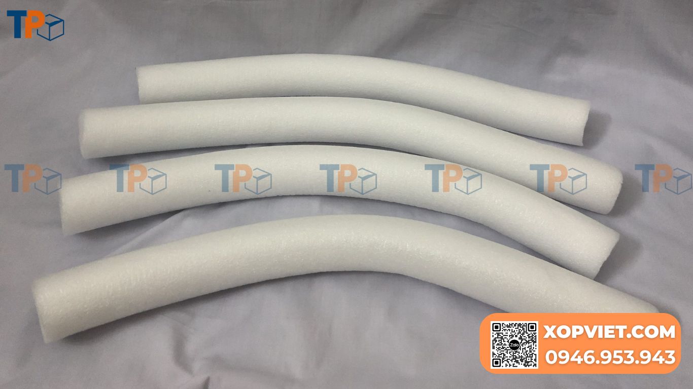 Xốp PE dẻo cho hoa giả, hoa sáp, cổng cưới và backdrop