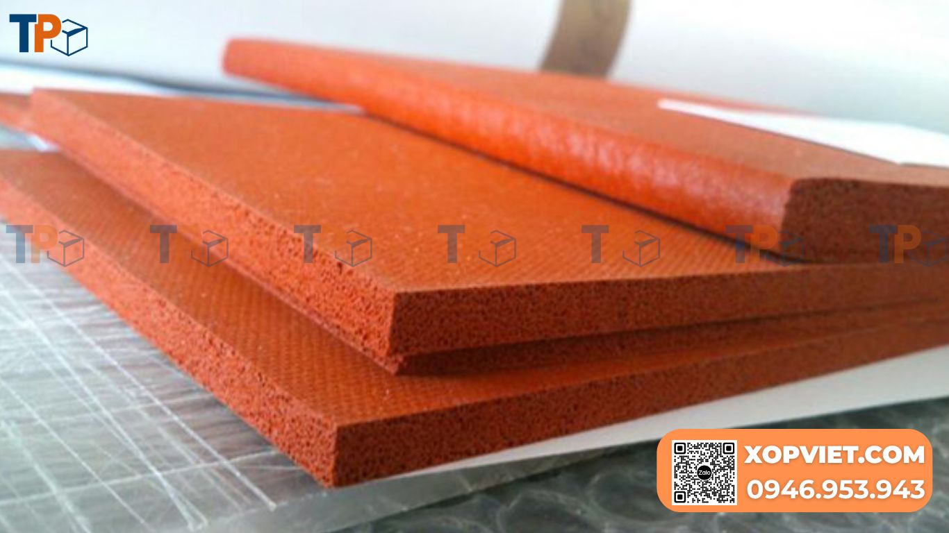 So sánh xốp chịu nhiệt với các vật liệu liên quan