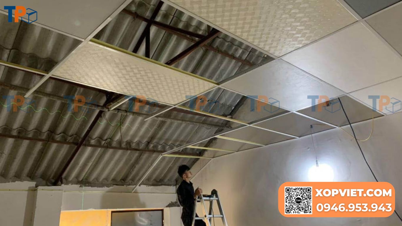 Xốp cách nhiệt trần nhà: Hướng dẫn chọn mua & lắp đặt tốt nhất